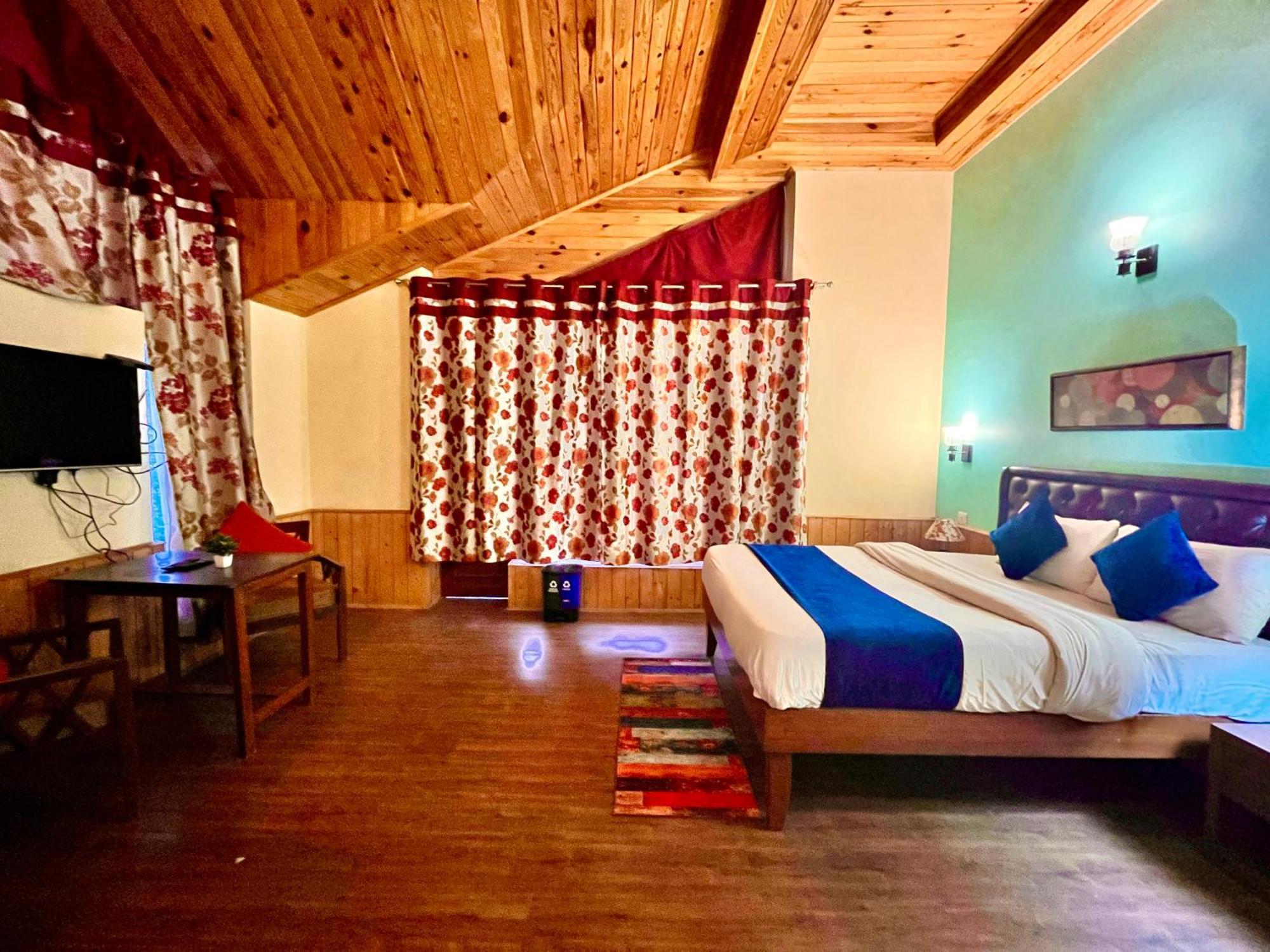 The Manu Emerald # Farmhouse # Top Selling Cottage In Manali # Peaceful Heritage Cozy Stay # Lawn With Bonfire # Most Awarded Esterno foto