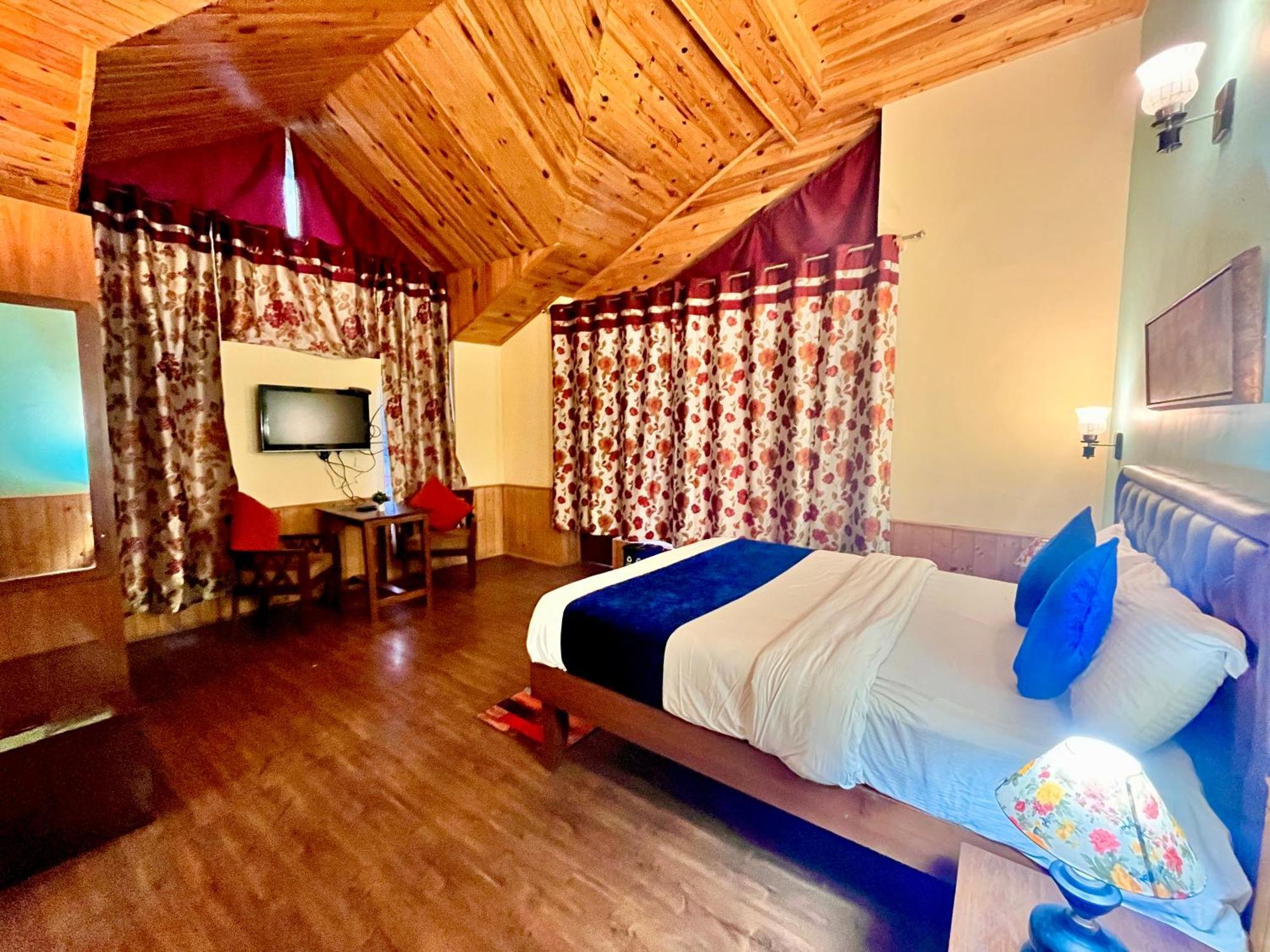 The Manu Emerald # Farmhouse # Top Selling Cottage In Manali # Peaceful Heritage Cozy Stay # Lawn With Bonfire # Most Awarded Esterno foto