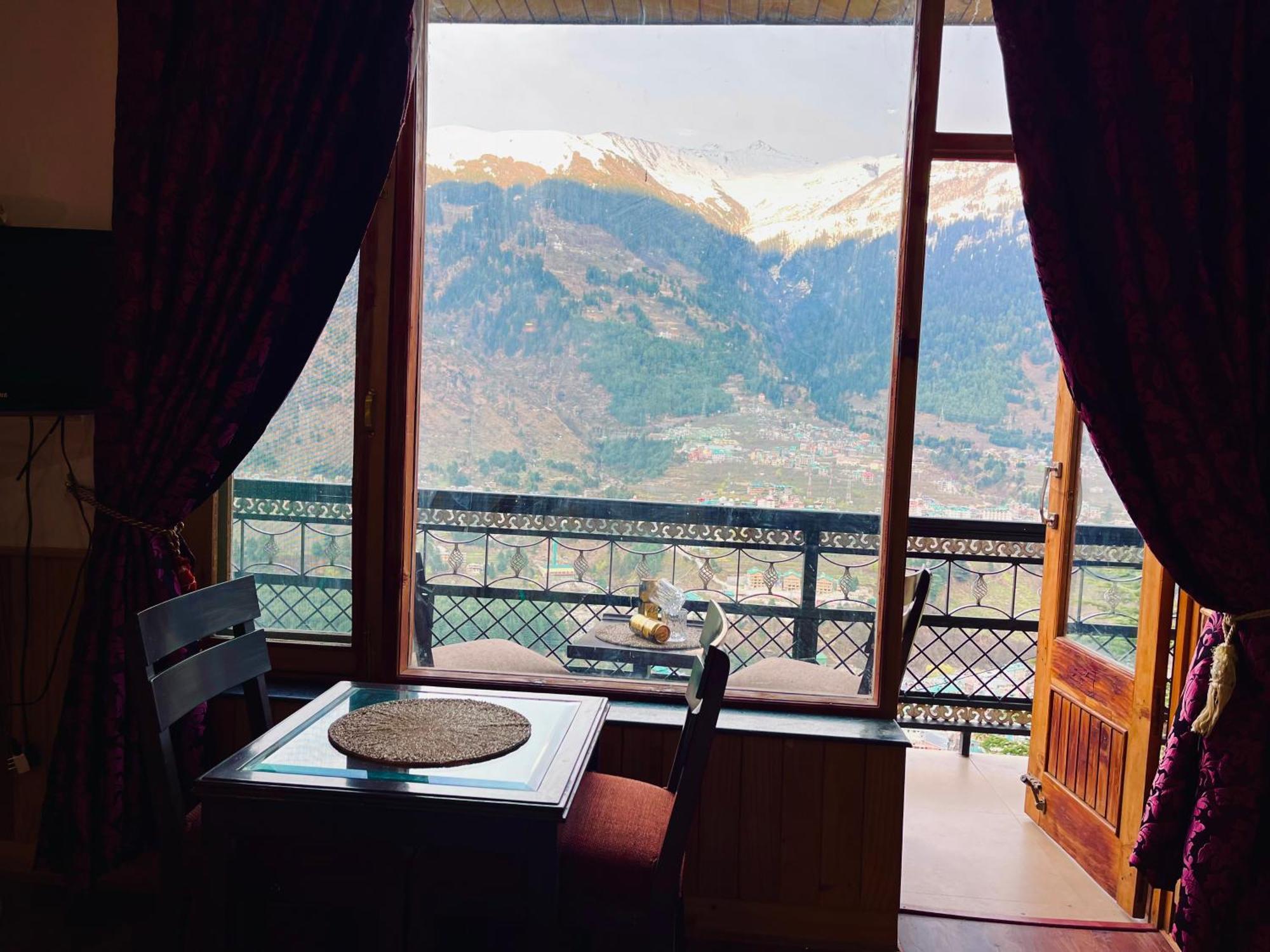 The Manu Emerald # Farmhouse # Top Selling Cottage In Manali # Peaceful Heritage Cozy Stay # Lawn With Bonfire # Most Awarded Esterno foto