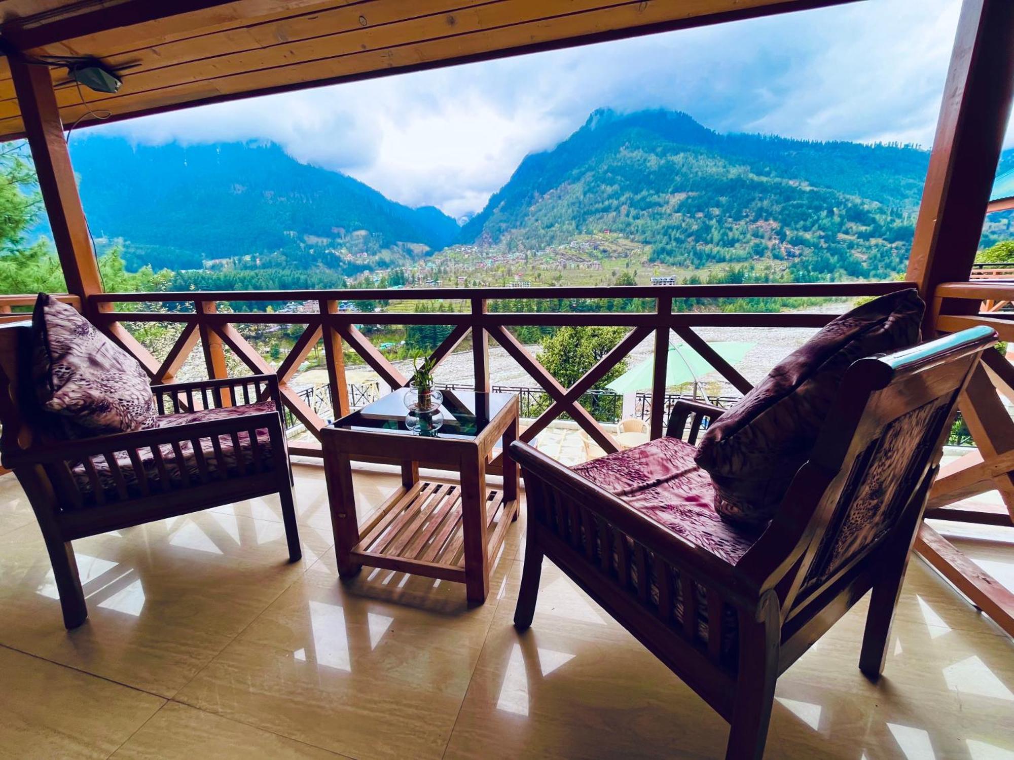 The Manu Emerald # Farmhouse # Top Selling Cottage In Manali # Peaceful Heritage Cozy Stay # Lawn With Bonfire # Most Awarded Esterno foto
