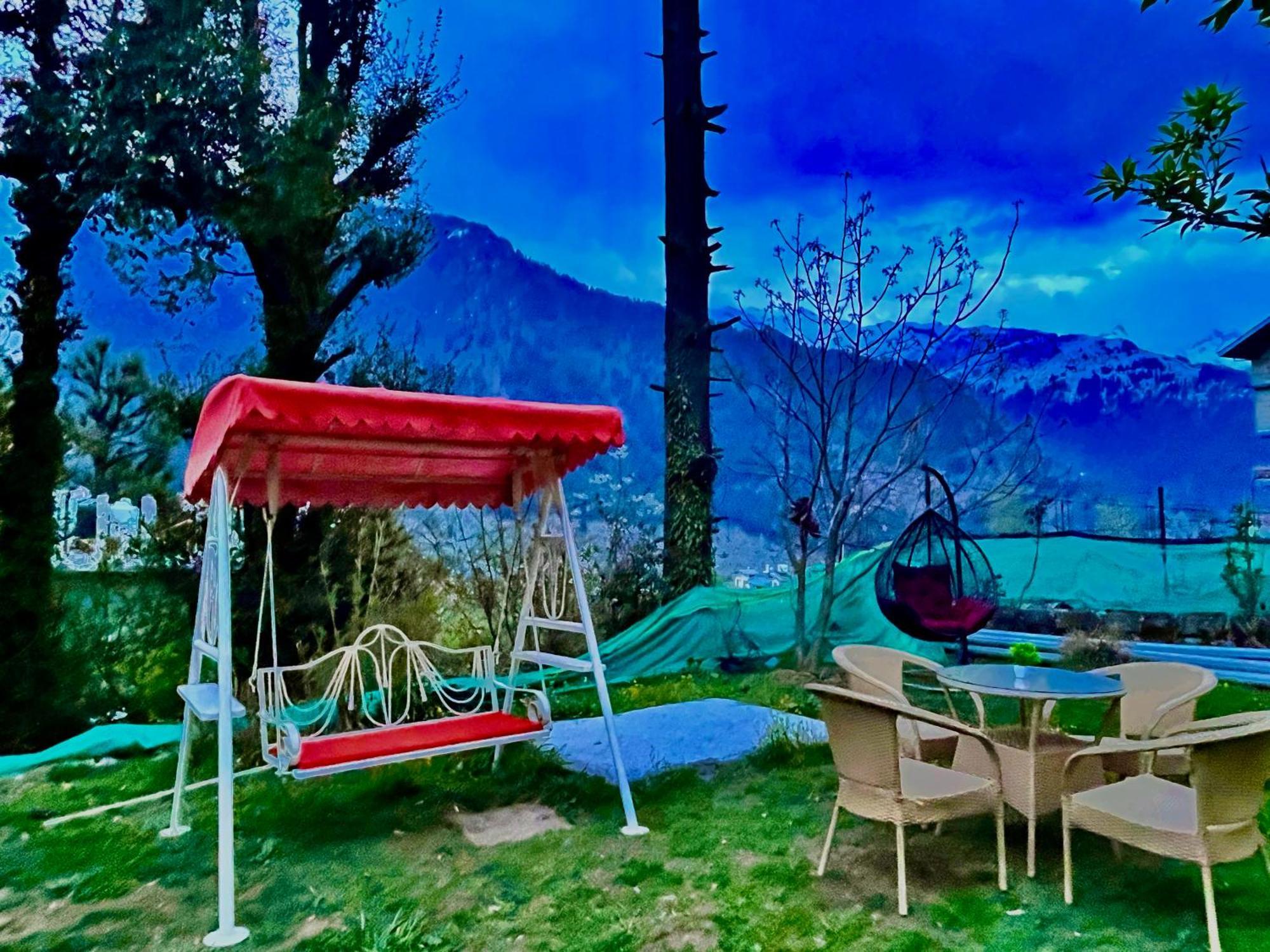 The Manu Emerald # Farmhouse # Top Selling Cottage In Manali # Peaceful Heritage Cozy Stay # Lawn With Bonfire # Most Awarded Esterno foto