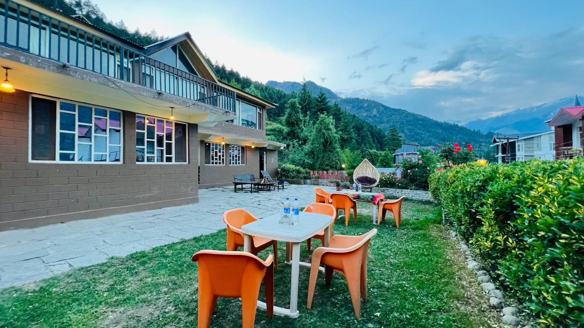 The Manu Emerald # Farmhouse # Top Selling Cottage In Manali # Peaceful Heritage Cozy Stay # Lawn With Bonfire # Most Awarded Esterno foto