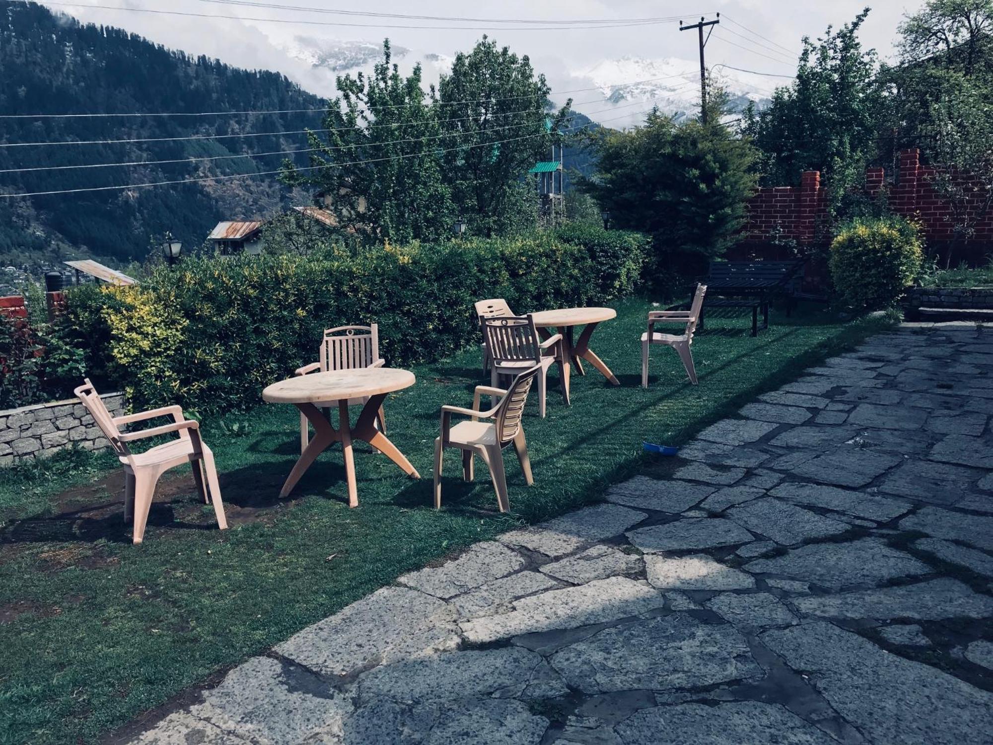 The Manu Emerald # Farmhouse # Top Selling Cottage In Manali # Peaceful Heritage Cozy Stay # Lawn With Bonfire # Most Awarded Esterno foto